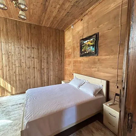 Villa Obcha - Whispering Vines Guesthouse Bagdati Exterior photo